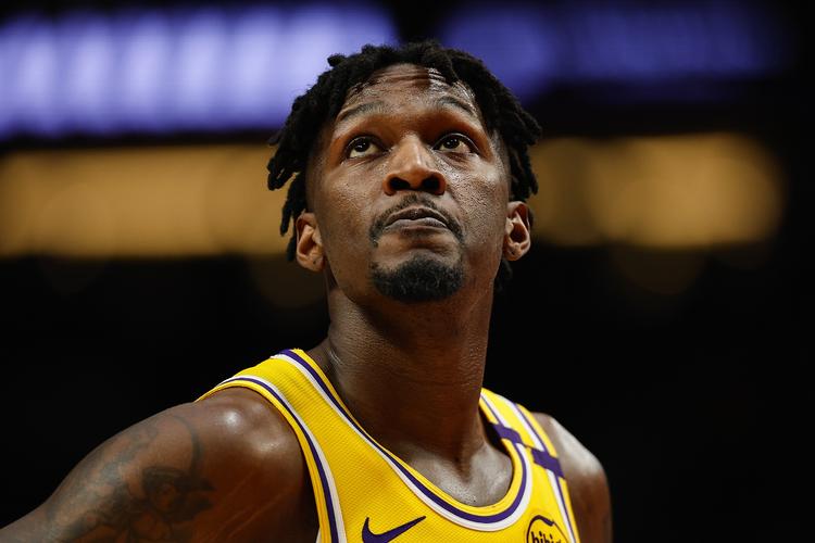 1-4不敌挪威，意大利自1955年以来首次单场主场丢4球（意大利主场1-4负挪威，1955年以来首次单场被灌四球）