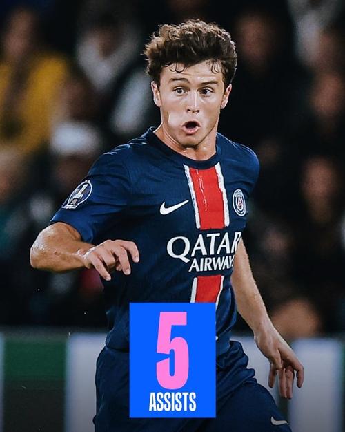 米体：斯帕莱蒂满意尤文的阵容，他相信他们能争意甲冠军（米兰体育报：斯帕莱蒂看好尤文阵容，称其有实力冲击意甲桂冠）