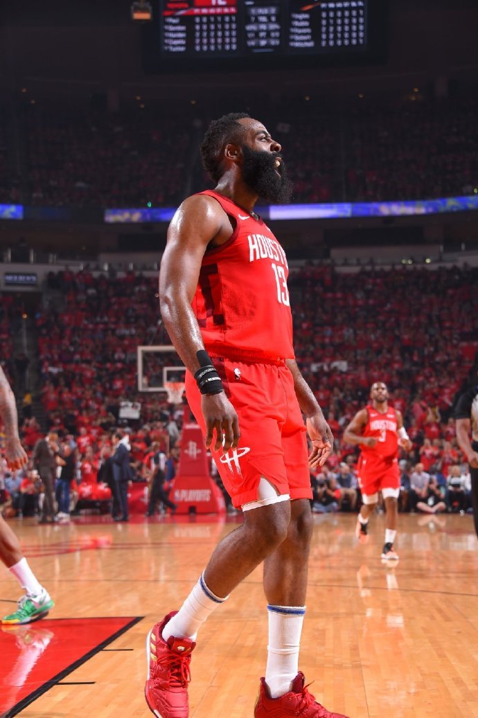 张继科豪言拿冠军难度较大，但打进全国前8名完全能做到（张继科称夺冠不易，但跻身全国前八完全可行）