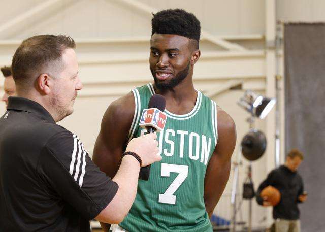 布冯父子将上榜？德转列父子代表不同国家队合计出场数TOP9（布冯父子或将入榜！德转盘点代表不同国家队的父子档合计出场TOP9）