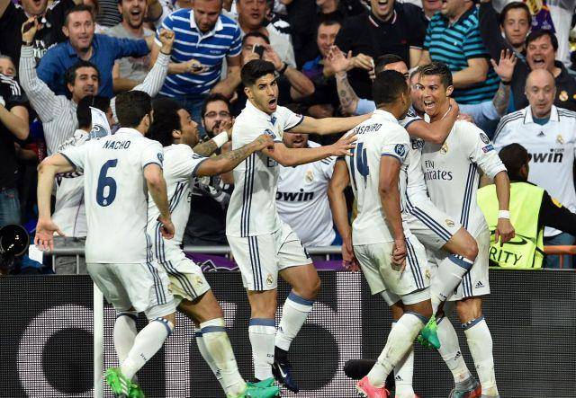 小法：根据我们的分析，国米各方面都是意甲最强的球队（小法称：分析表明，国米在各方面领跑意甲）